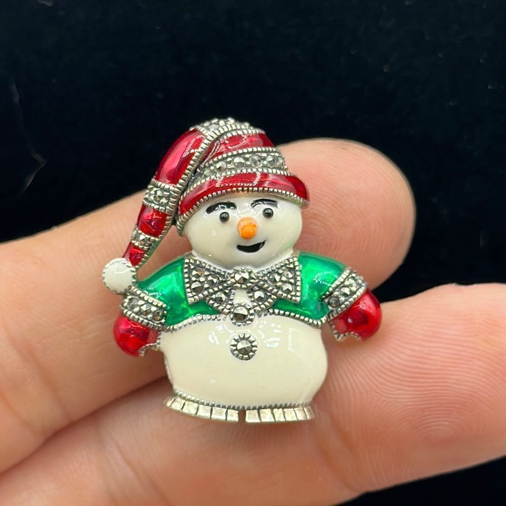 Enamel sterling silver snowman brooch 925